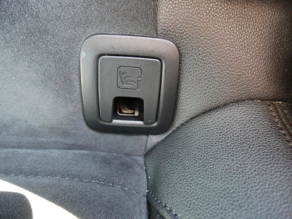 Volkswagen Passat 2.0 TDi Highline
