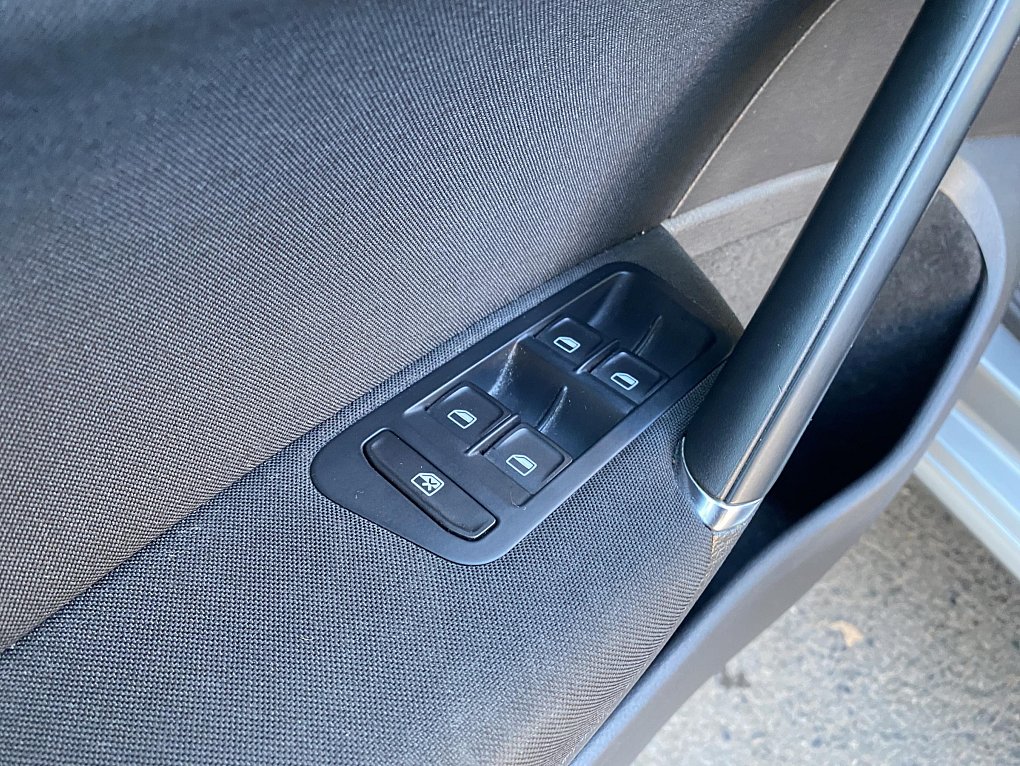 Volkswagen Golf 1.6 TDi Comfortline VII