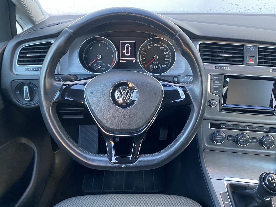 Volkswagen Golf 1.6 TDi Comfortline VII
