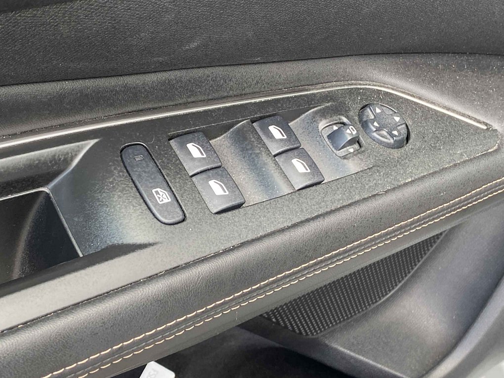Peugeot 3008 1.2 PT GT Line