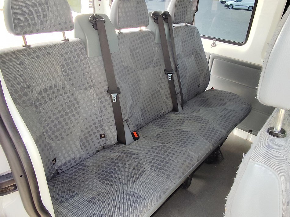 Ford Transit 2.2TDCi Trend L3H3 8míst