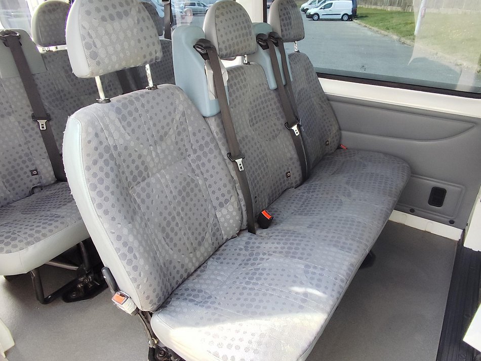 Ford Transit 2.2TDCi Trend L3H3 8míst