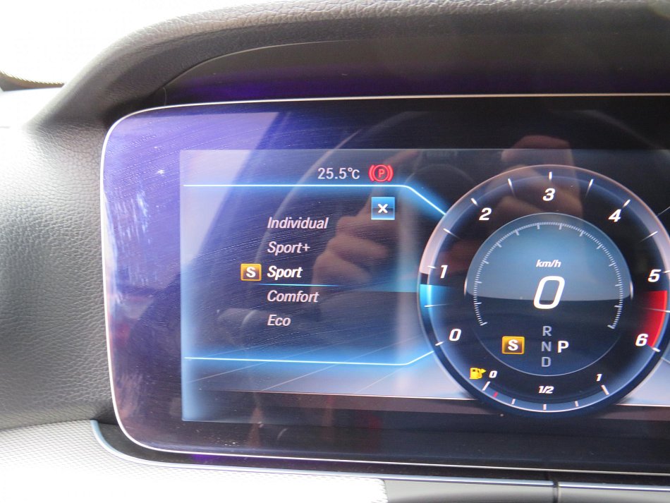 Mercedes-Benz Třída E 2.0 CDI  E 220
