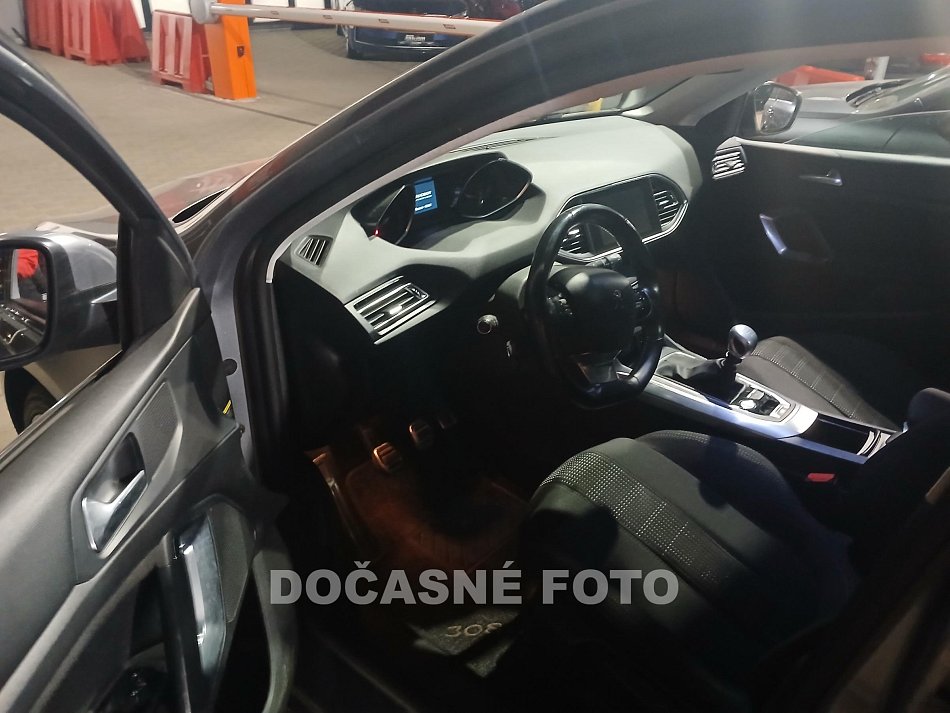 Peugeot 308 2.0HDi 