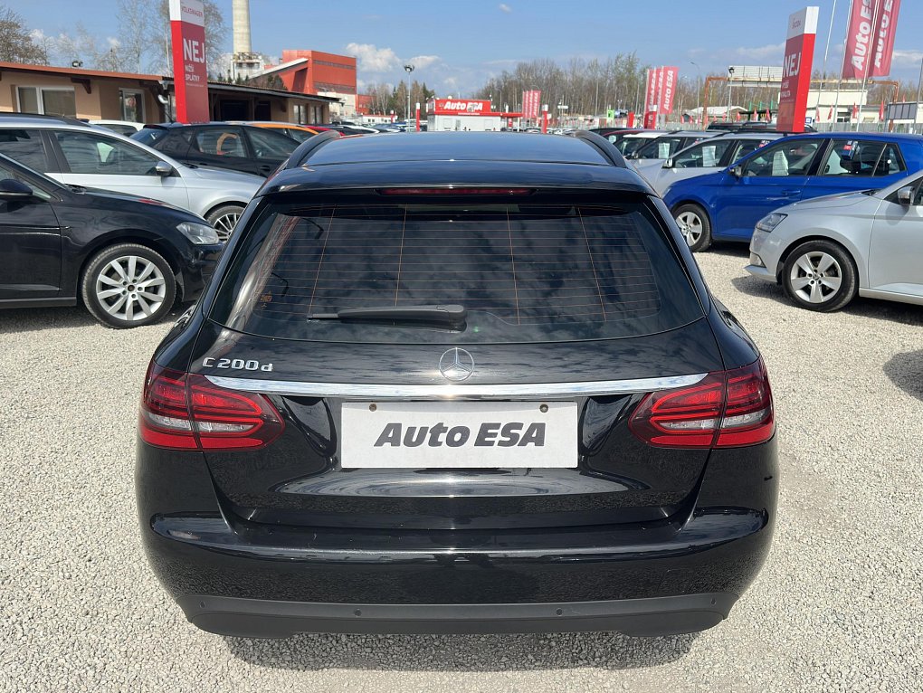 Mercedes-Benz Třída C 1.6 D 