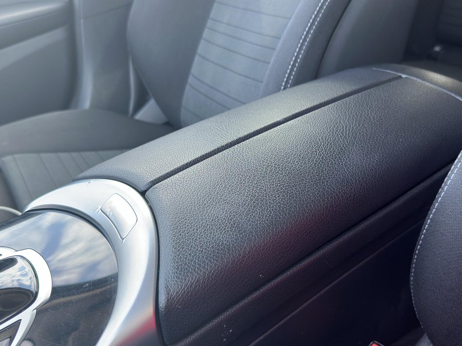 Mercedes-Benz Třída C 1.6 D 