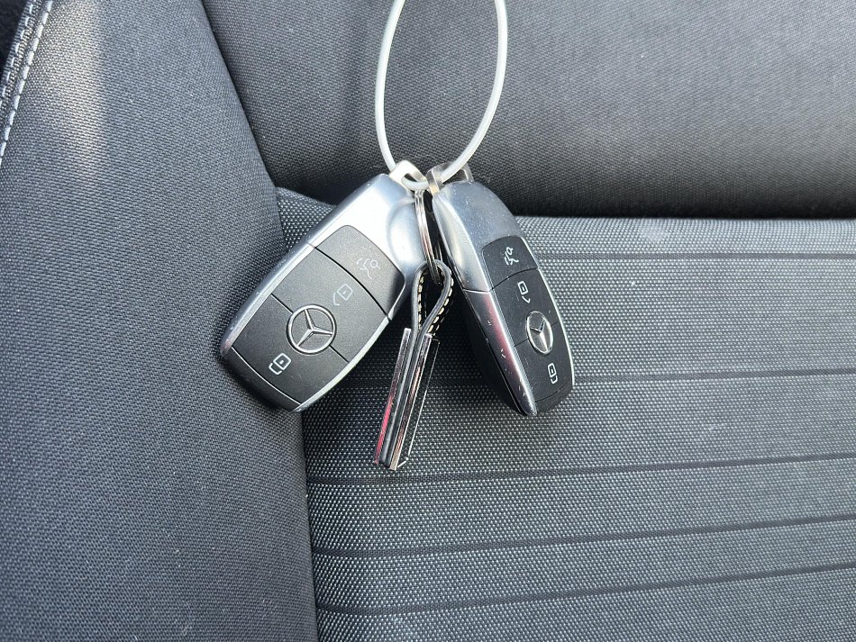 Mercedes-Benz Třída C 1.6 D 