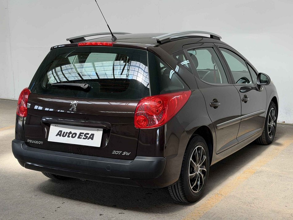 Peugeot 207 1.4i 