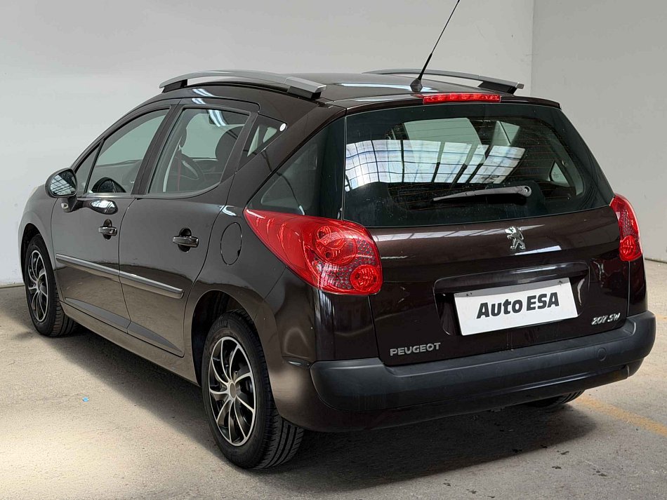 Peugeot 207 1.4i 