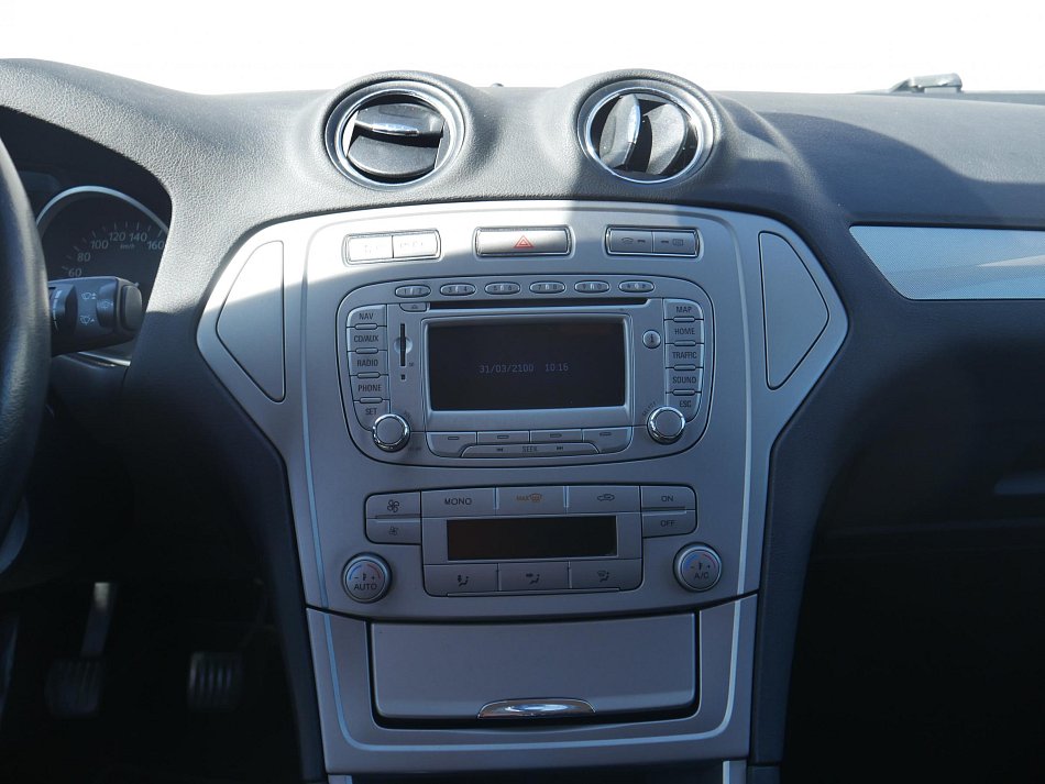 Ford Mondeo 1.6 Ti-VCT 