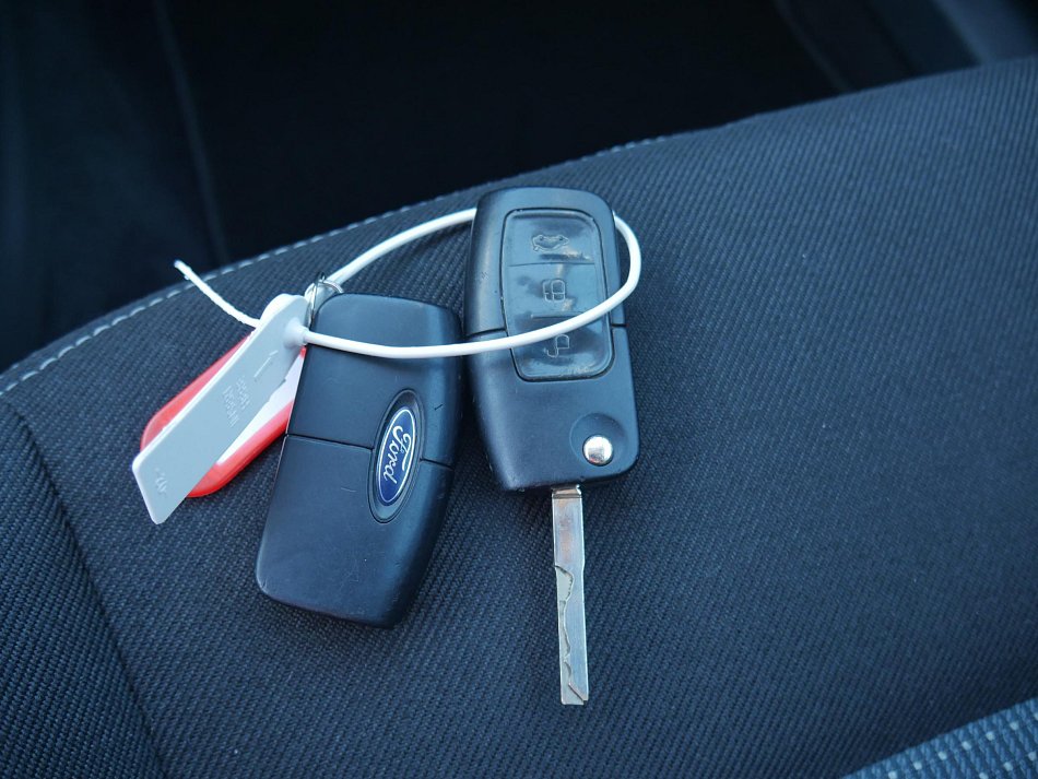 Ford Mondeo 1.6 Ti-VCT 
