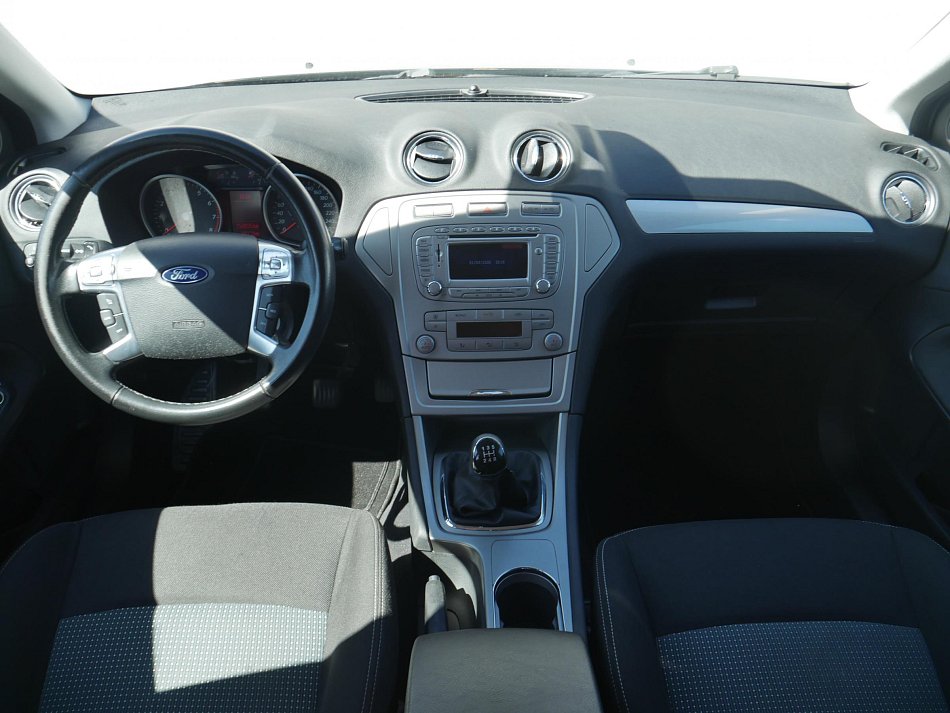 Ford Mondeo 1.6 Ti-VCT 