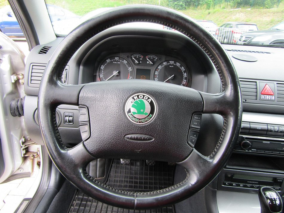 Škoda Octavia 2.0i 