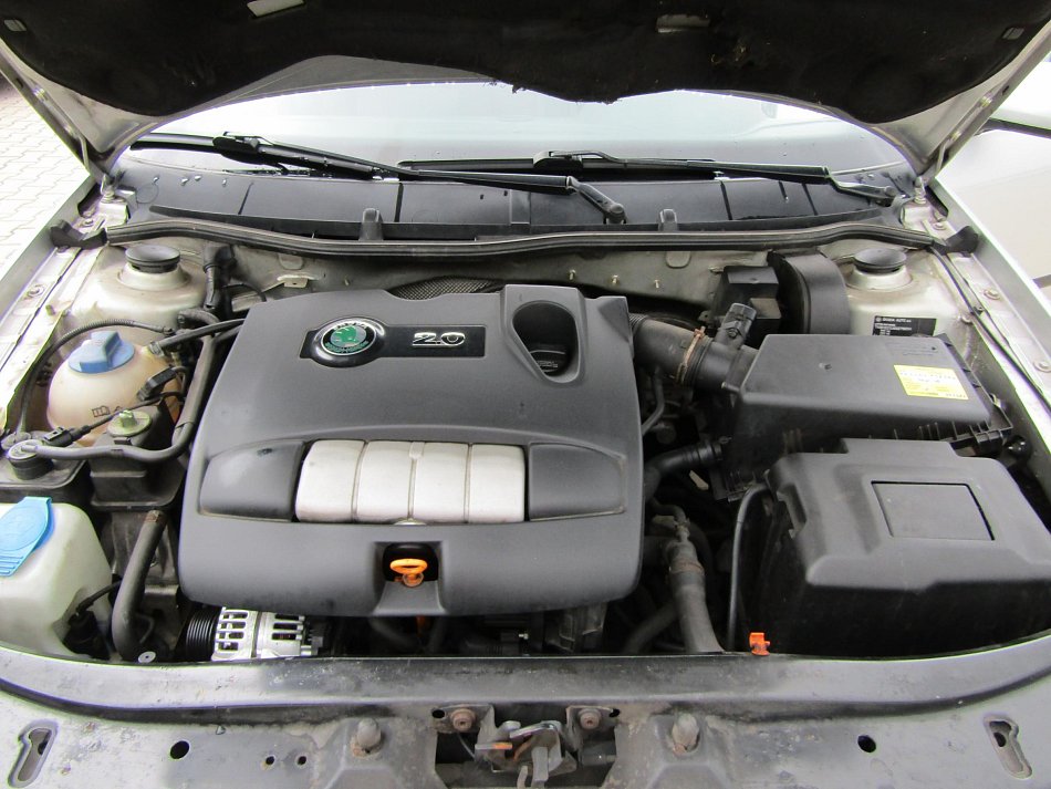 Škoda Octavia 2.0i 