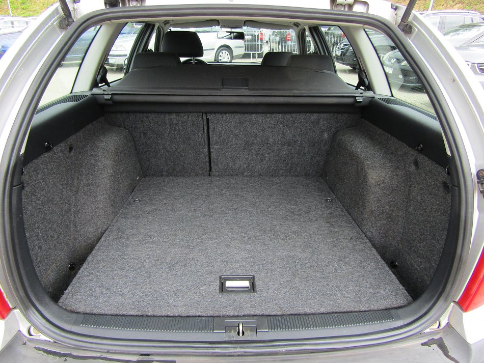 Škoda Octavia 2.0i 