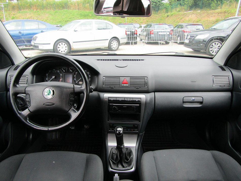Škoda Octavia 2.0i 