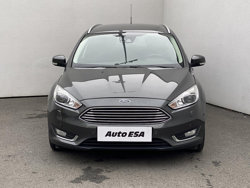 Ford Focus 1.5 EB Titanium