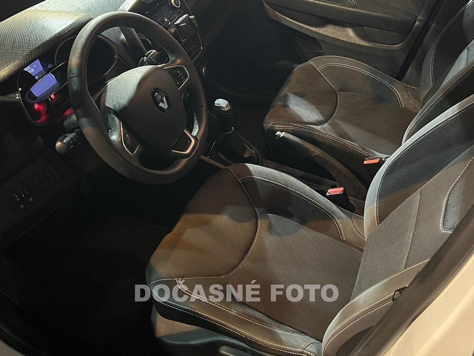 Renault Clio 1.2i 
