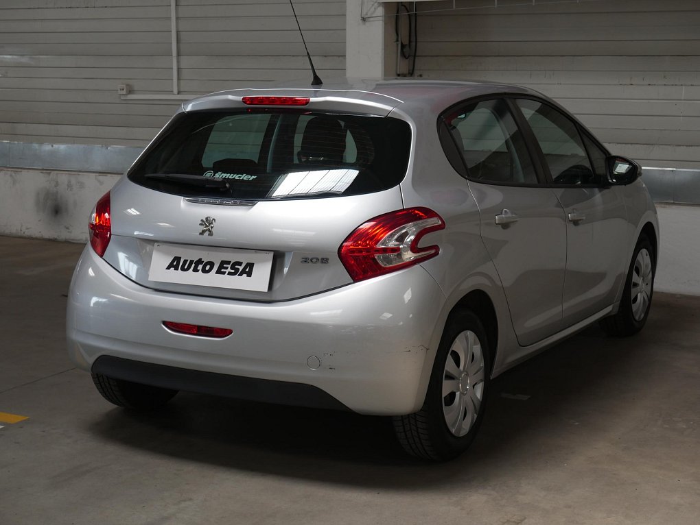 Peugeot 208 1.2PT 