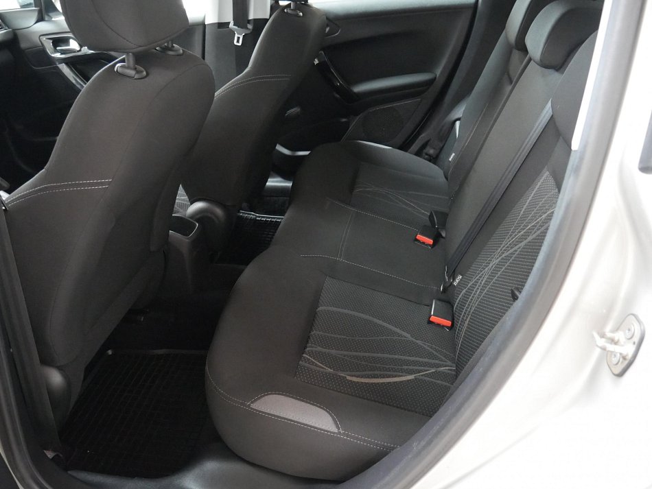 Peugeot 208 1.2PT 