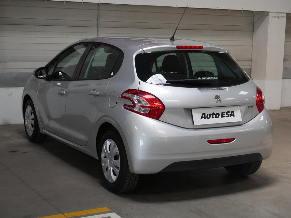 Peugeot 208 1.2PT 