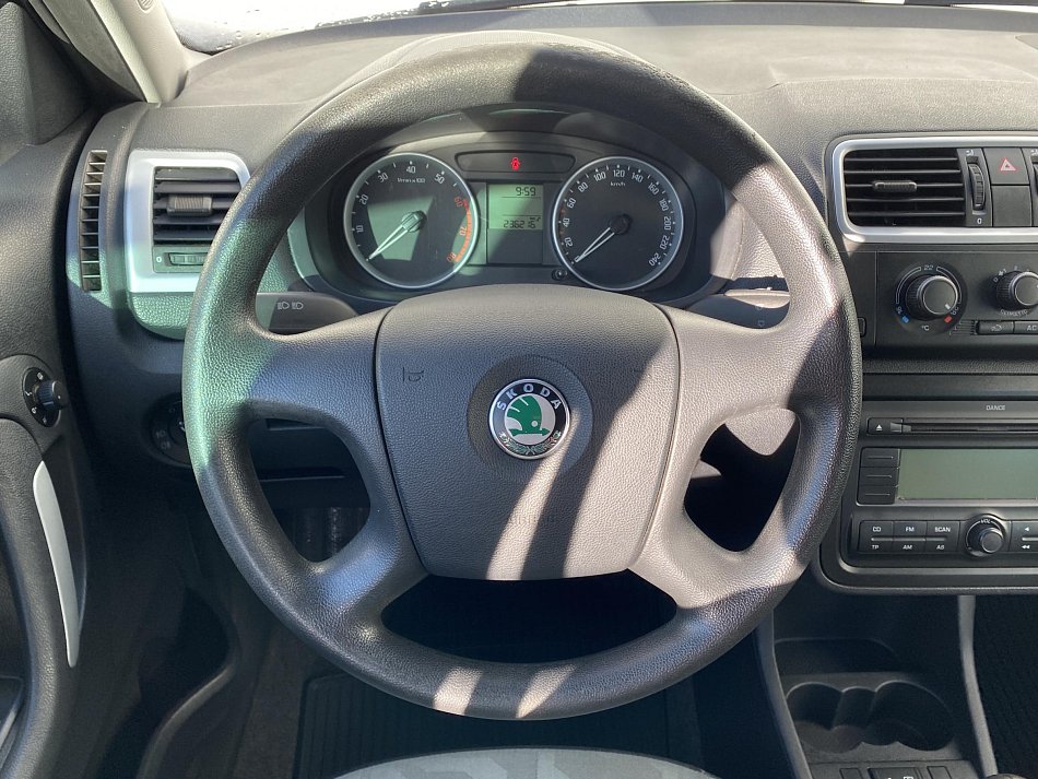 Škoda Fabia II 1.4i 16V Ambiente