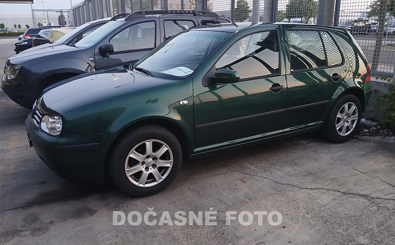 Volkswagen Golf 1.6 i 