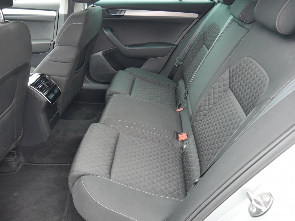 Škoda Superb III 2.0 TDi Ambition