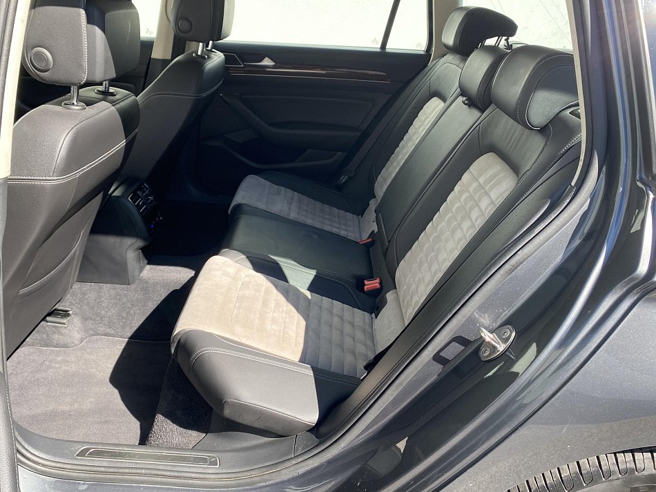 Volkswagen Passat 2.0 TDi Highline 4Motion