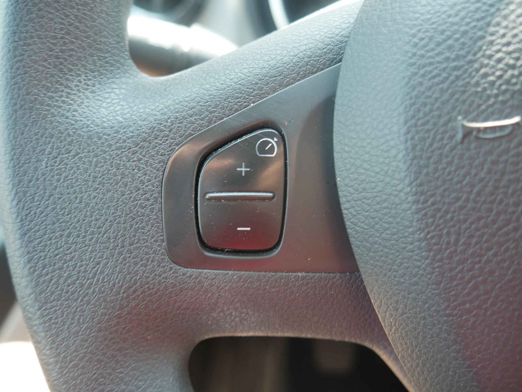 Renault Trafic 1.6dCi  6míst