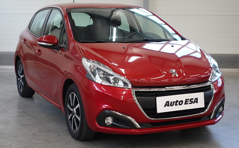 Peugeot 208 1.2 