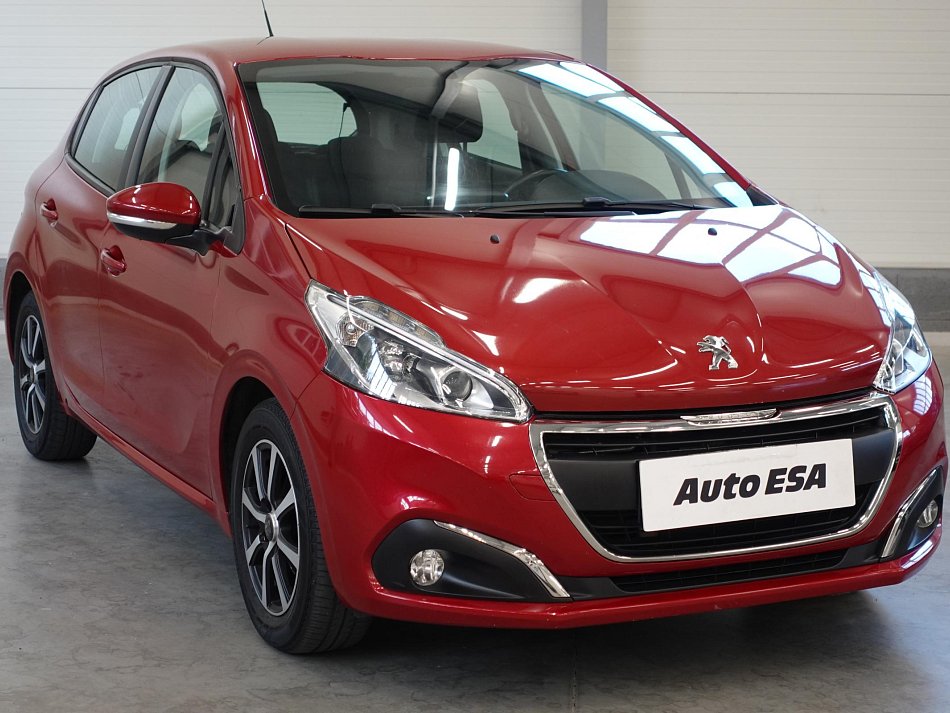 Peugeot 208 1.2 