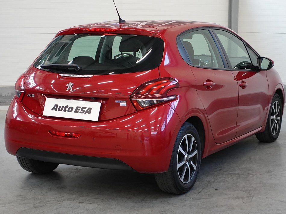 Peugeot 208 1.2 