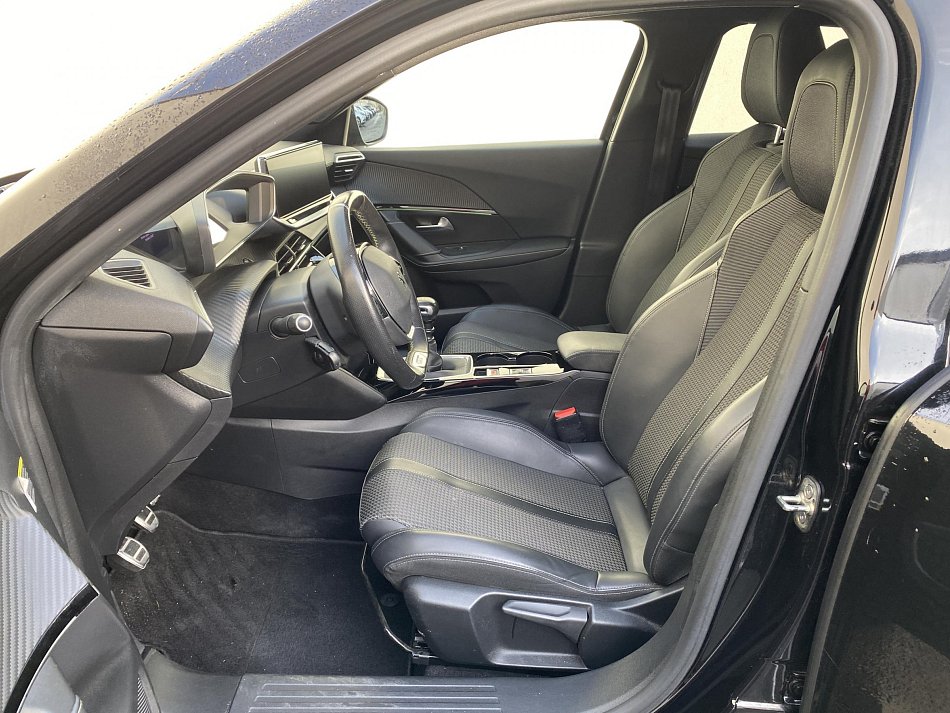 Peugeot 2008 1.2 PT GT Line