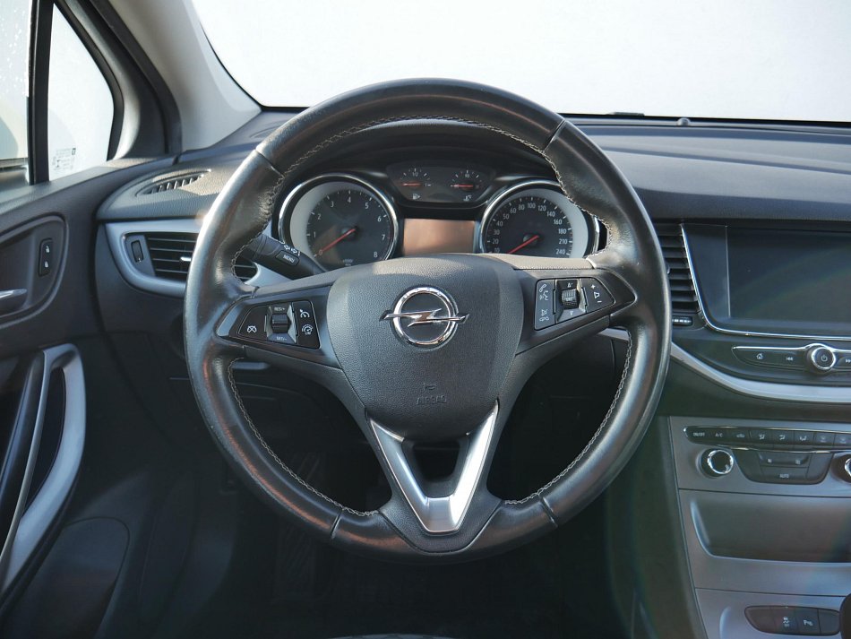 Opel Astra 1.4T 