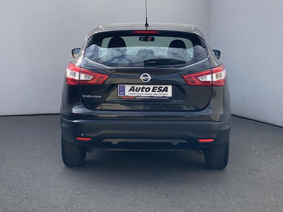 Nissan Qashqai 1.2i 