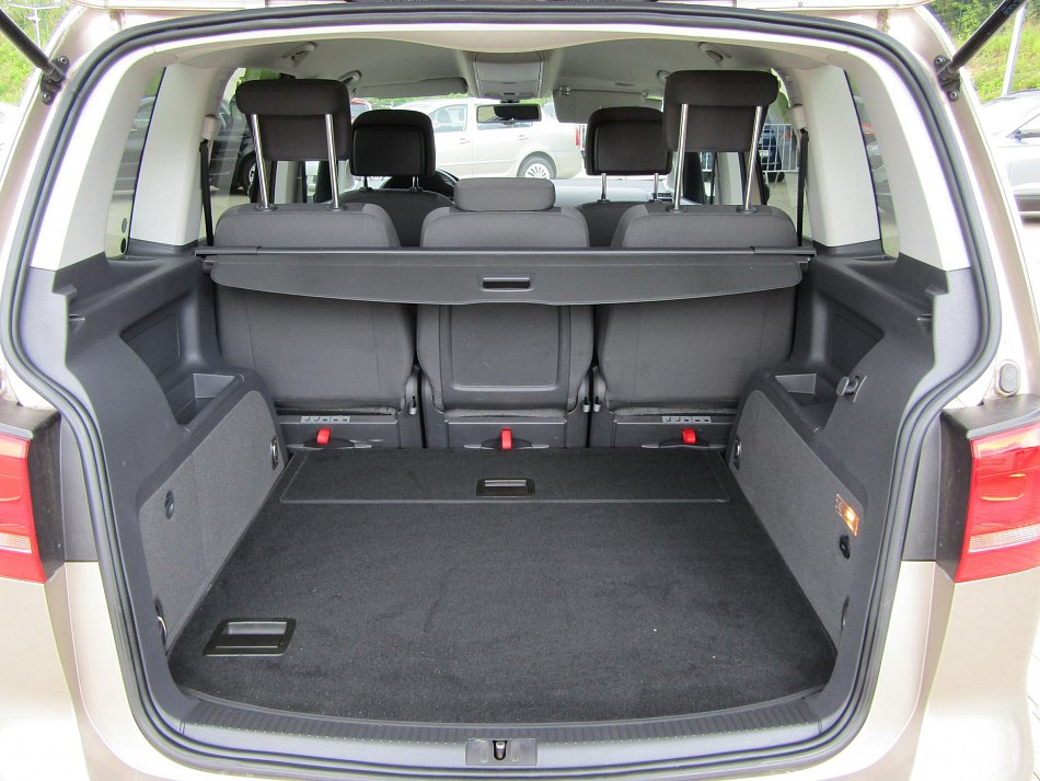 Volkswagen Touran 1.4TSi 