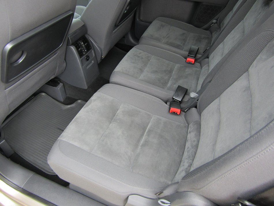 Volkswagen Touran 1.4TSi 