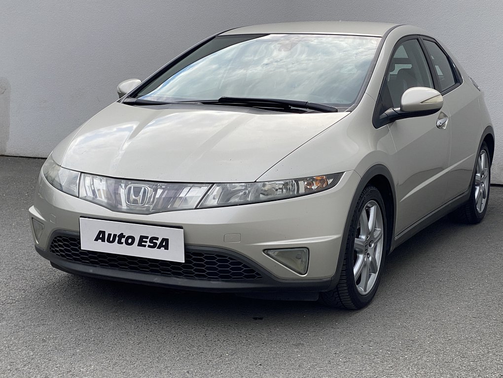 Honda Civic 1.8i 