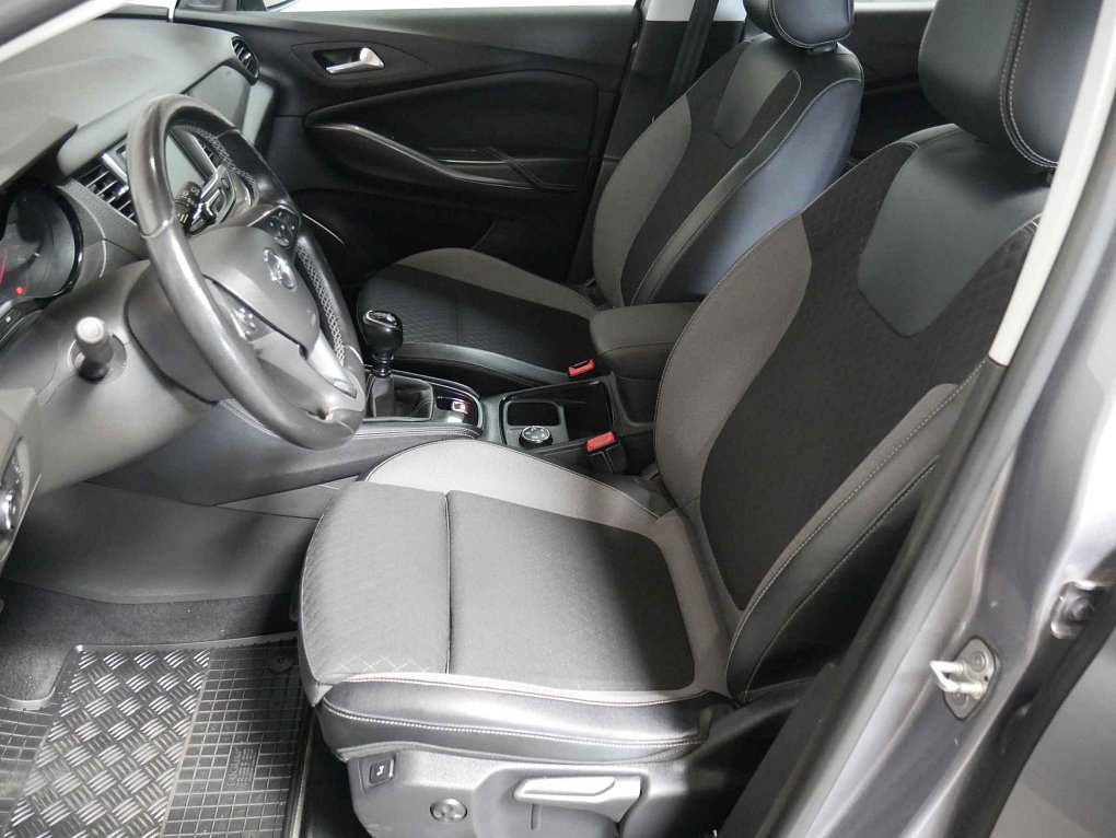 Opel Grandland X 1.6CDTi 
