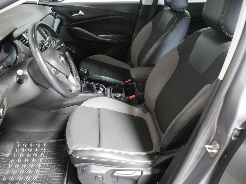 Opel Grandland X 1.6CDTi 