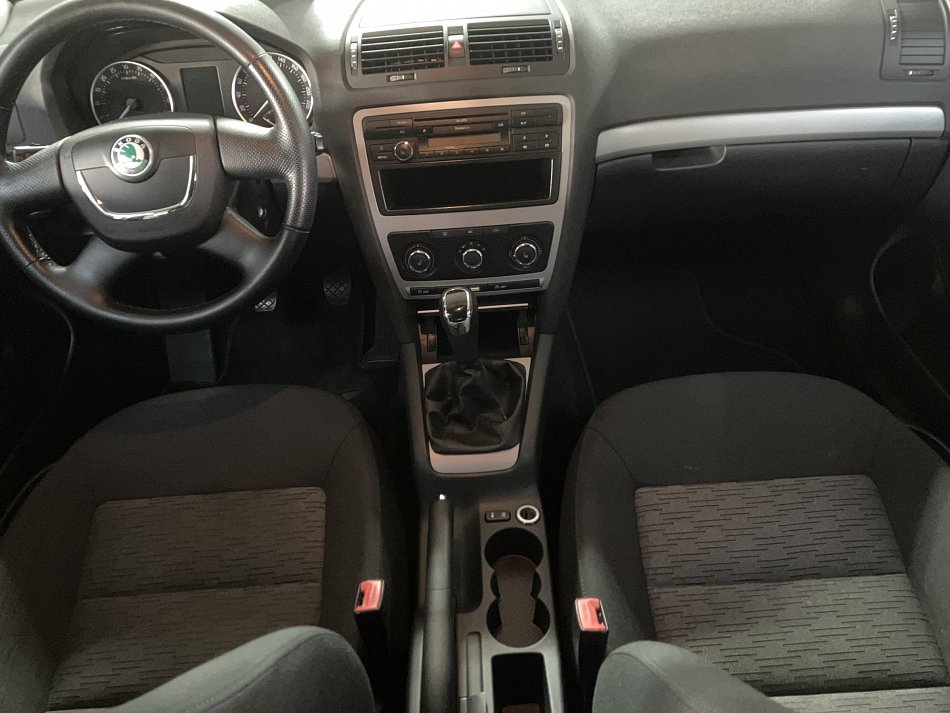 Škoda Octavia II 1.6 TDi Ambiente