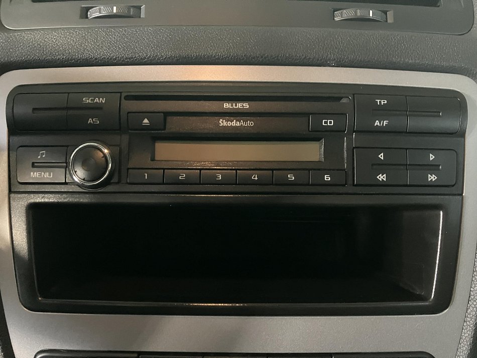 Škoda Octavia II 1.6 TDi Ambiente