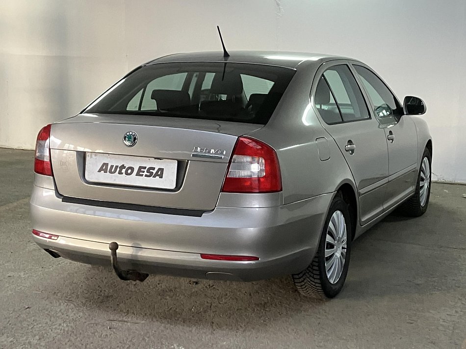 Škoda Octavia II 1.6 TDi Ambiente