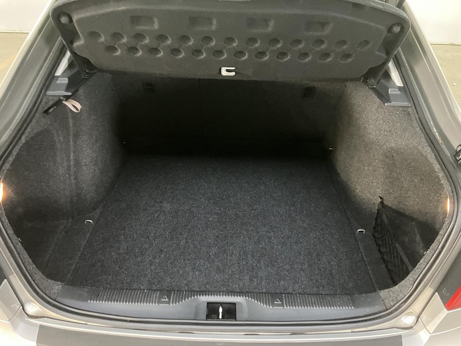 Škoda Octavia II 1.6 TDi Ambiente