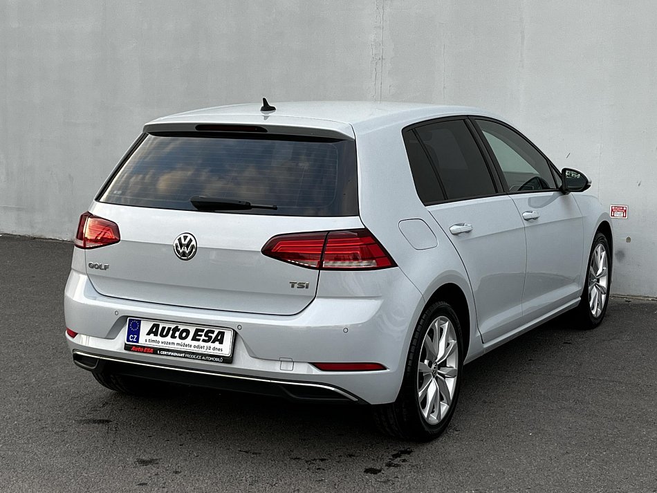 Volkswagen Golf 1.0 TSI Marathon
