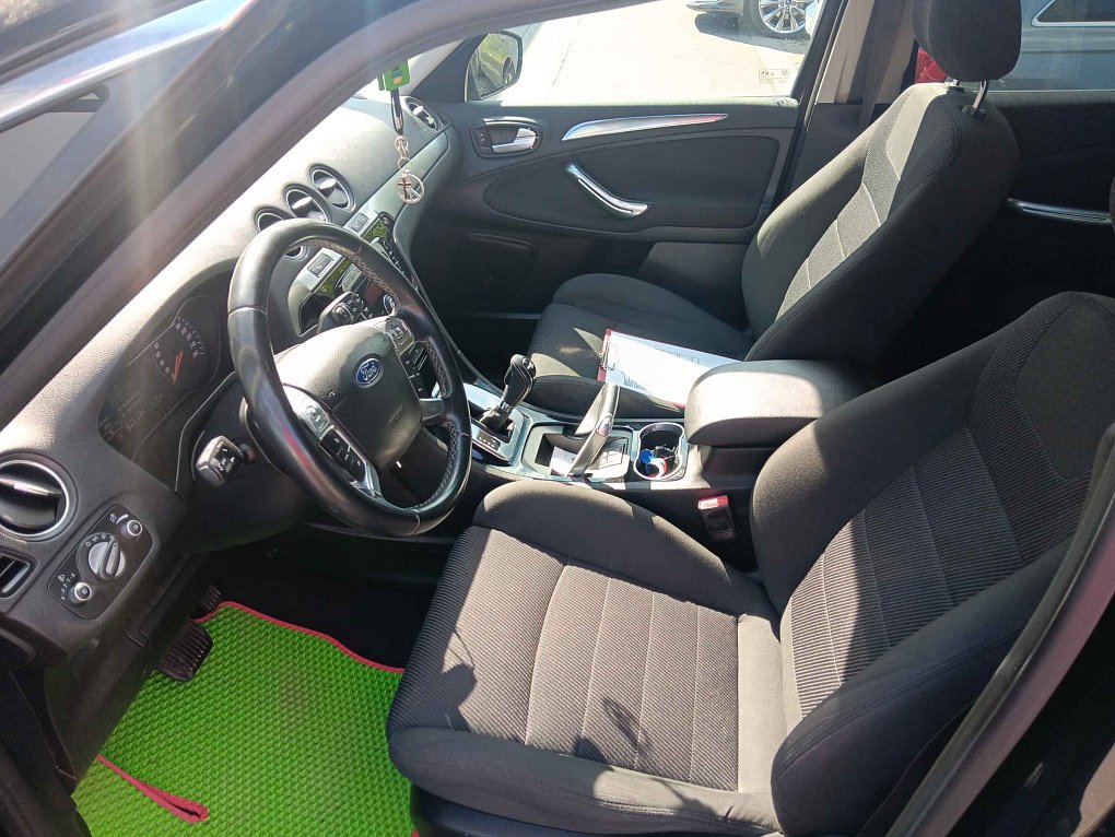 Ford S-MAX 2.0 TDCi  powershift