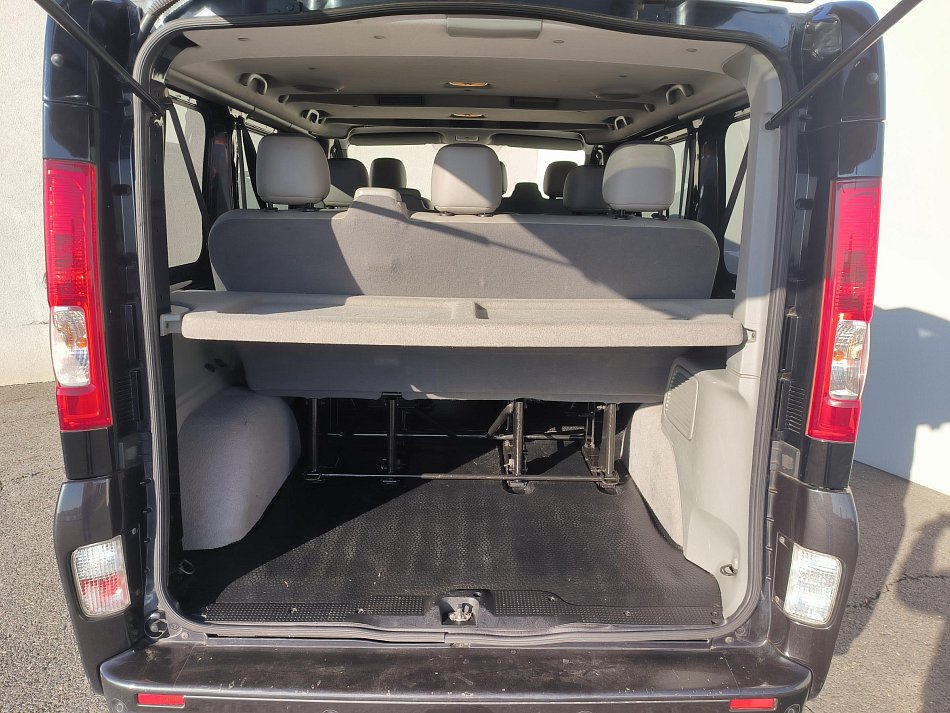 Opel Vivaro 2.0CDTi Edition 9míst