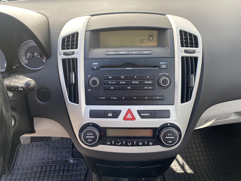 Kia Ceed 1.4 16V 