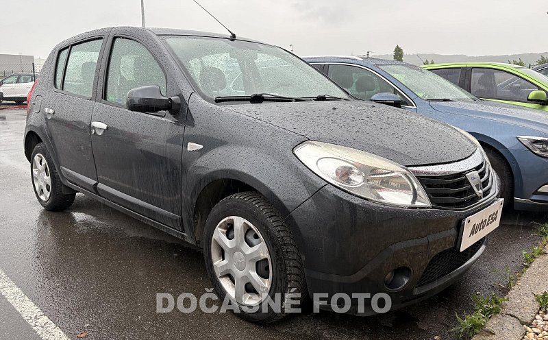 Dacia Sandero 1.4i 